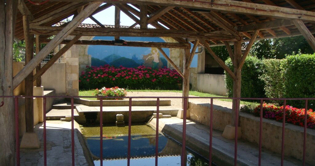 Lavoir de Montreuil-Bonnin