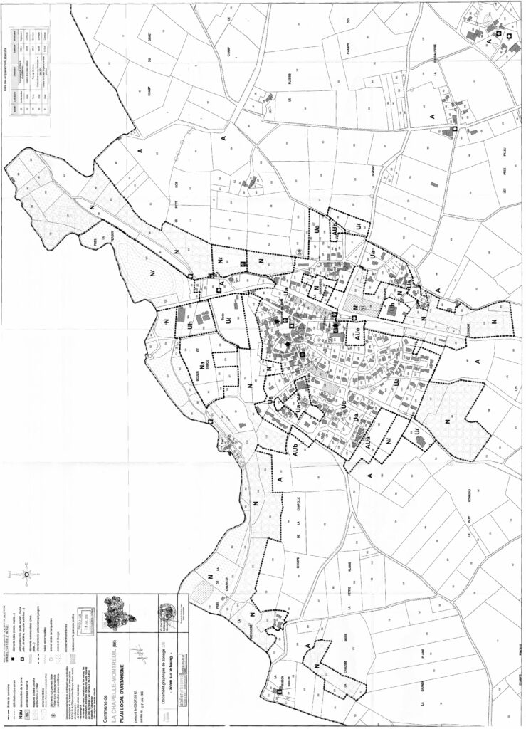 thumbnail of Carte PLU – La Chapelle Montreuil Bourg